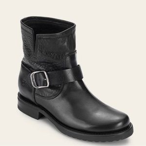 Size 8/8.5 black Frye booties! Gently used.